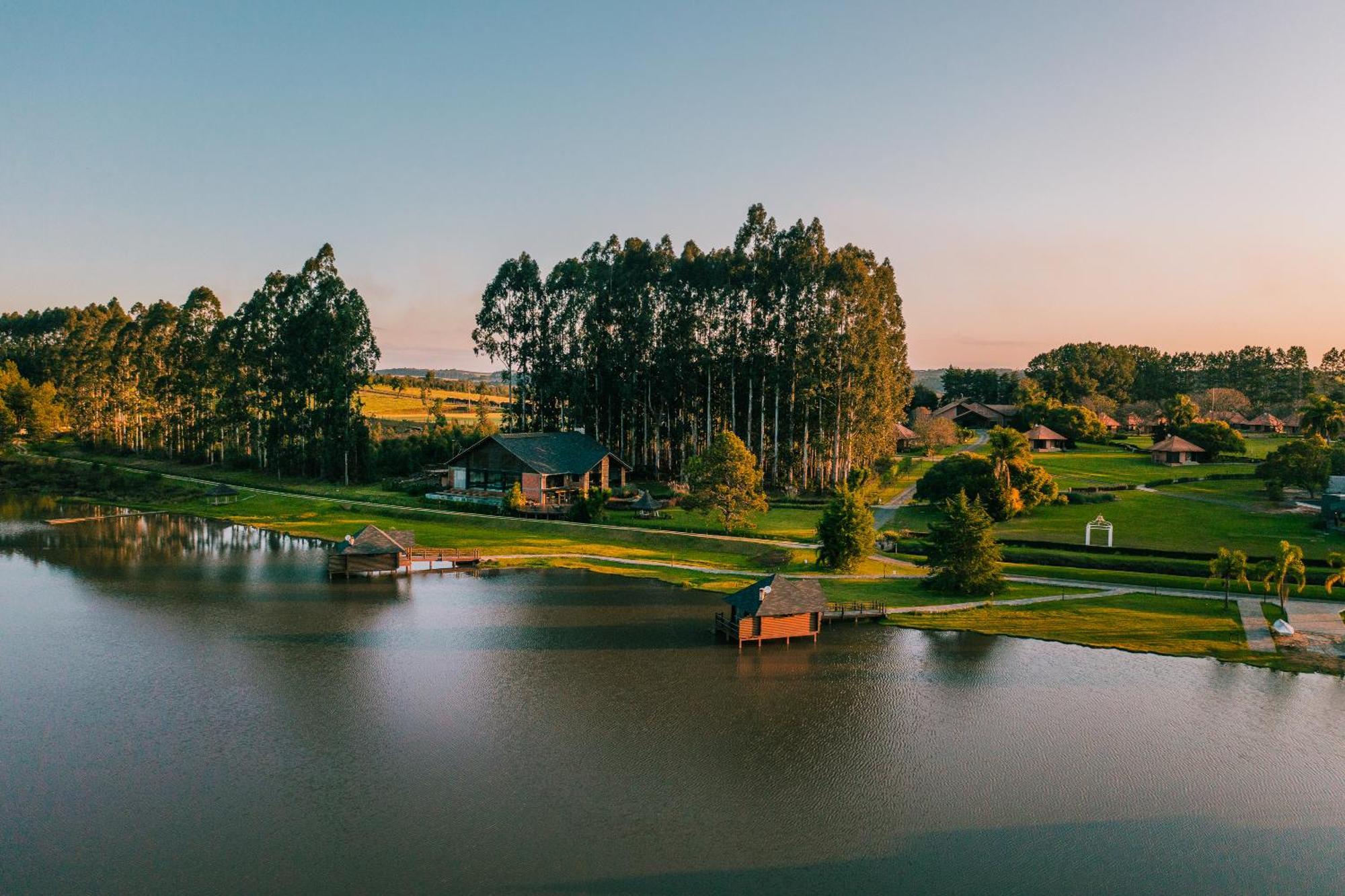 Vira Charme Resort Fernandes Pinheiro Eksteriør bilde